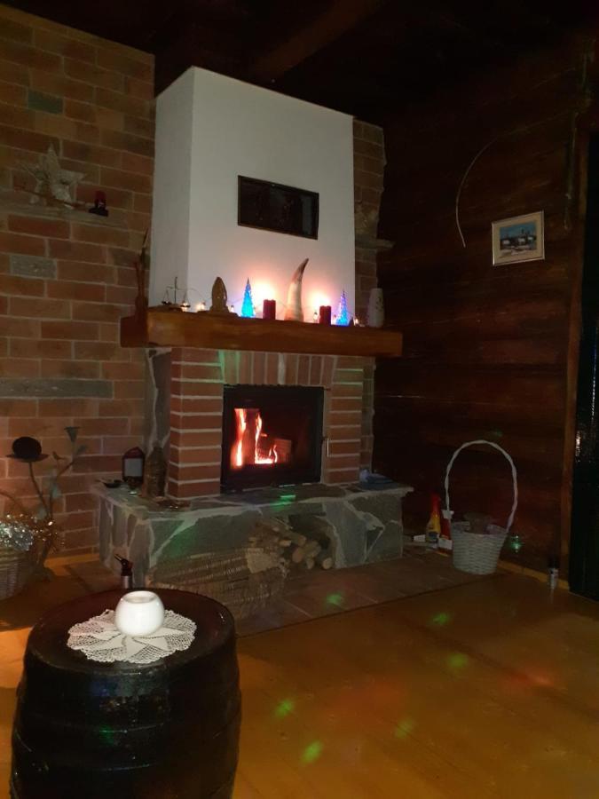 Вилла Casa Hariton Dragus Экстерьер фото