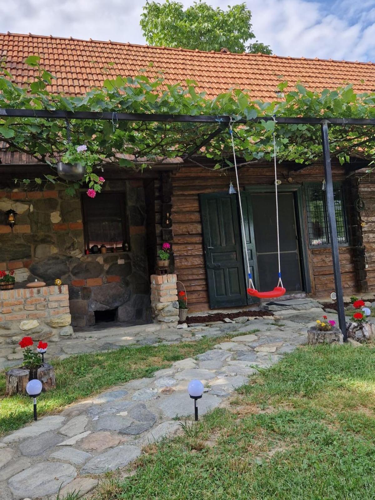 Вилла Casa Hariton Dragus Экстерьер фото